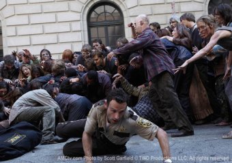 Rick_escapes_from_zombies_crop_exact