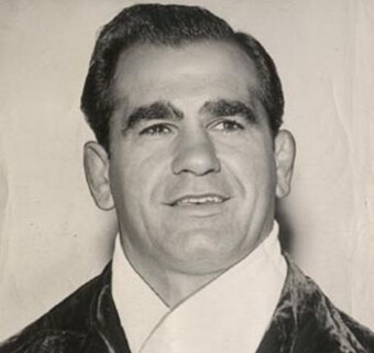 Lou_thesz_crop_exact
