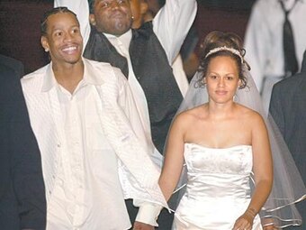030410-allen-iverson-tawanna-400_original_crop_exact