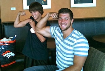 Tebow_crop_exact