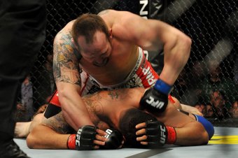 Ufc111stpierrevshardyeea6jcpot6bl_crop_exact