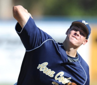 Lucasgiolito_display_image_original_original_crop_exact