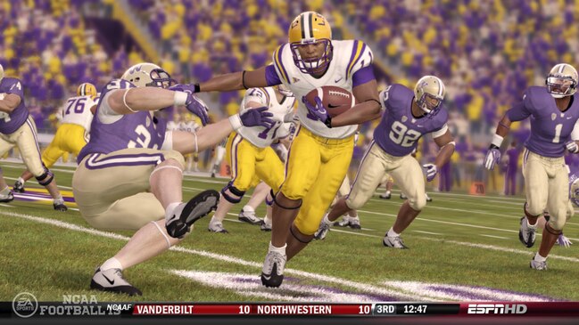 Ncaafb13scrnbottomlineticker2_crop_exact