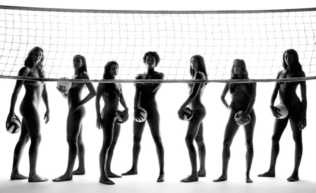 Volleyballteam_crop_exact