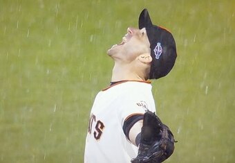 Marco-scutaro-sf-giants-nlcs-mvp-rain_crop_exact