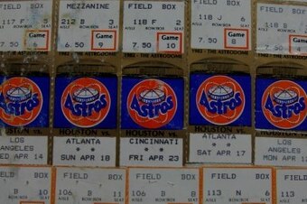 Baseball-astrostickets_crop_north