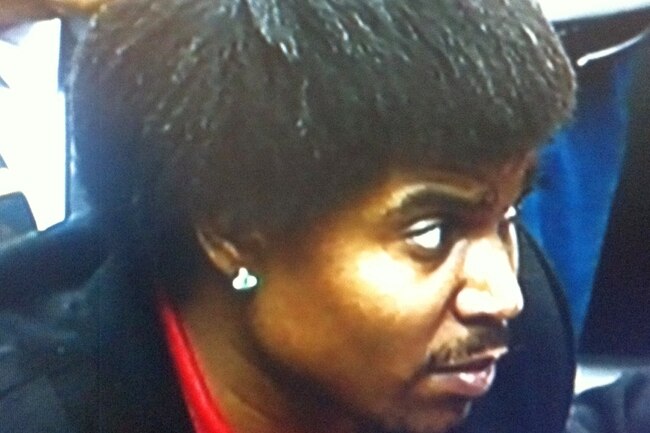 Andrew-bynum-hair-3_crop_north