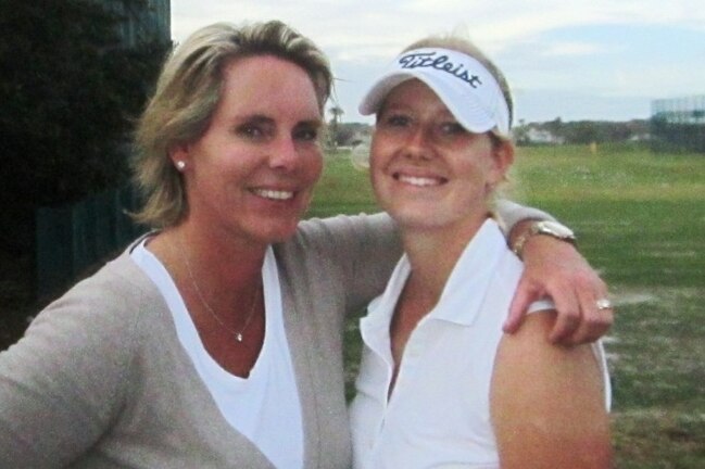 _5germanysvictoriashererwithhermotherwjgs12-21-11_crop_exact