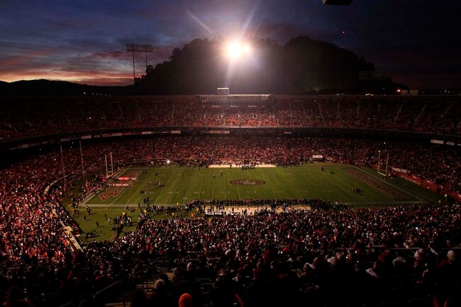 Candlestickblackout_12_20_2011_0_crop_exact