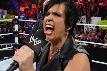 wwe-raw-results-26085861_crop_exact.jpg