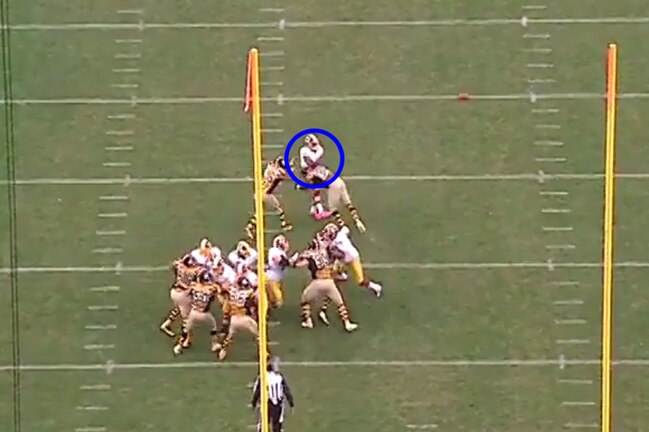 Coach_clips34_crop_exact