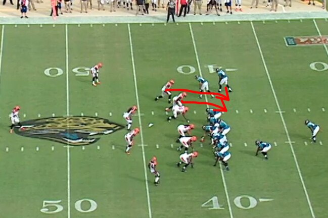 Coach_clips52_crop_exact