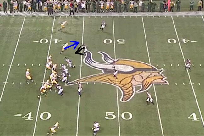 Coach_clips88_crop_exact