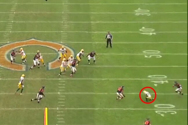 Coach_clips85_crop_exact
