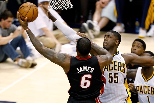 http://img.bleacherreport.net/img/article/media_slots/photos/000/888/372/hi-res-169541254_crop_exact.jpg?w=650&h=440&q=85