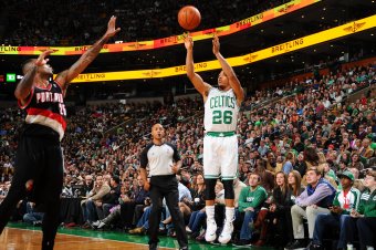 Pressey Deserves To Start For Celtics Hi-res-188131749-phil-pressey-of-the-boston-celtics-shoots-the-ball_crop_exact