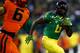 EUGENE, OR - NOVEMBER 29: De'Anthony Thomas #6 of the Oregon Ducks runs the ball against the Oregon State Beavers during the 117th playing of the Civil War on November 29, 2013 at the Autzen Stadium in Eugene, Oregon. (Photo by Jonathan Ferrey/Getty Ima