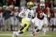 PALO ALTO, CA - NOVEMBER 07: Running back De'Anthony Thomas #6 of the Oregon Ducks runs the ball in the first half in front of linebacker James Vaughters #9 of the Stanford Cardinal at Stanford Stadium on November 7, 2013 in Palo Alto, California. (Phot