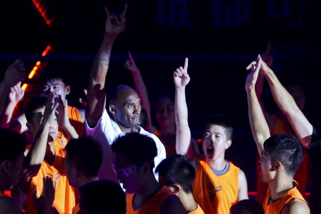 Kobe Bryant Welcomed Like a Demigod in China Once Again