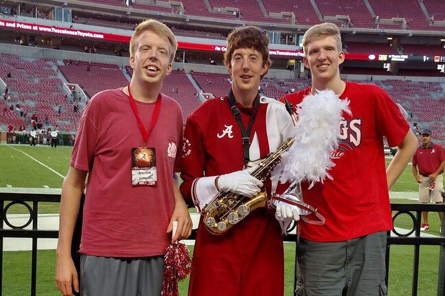 A Giant Challenge: A 7'3" Teen's Quest to Find His Place On and Off the Court | Bleacher Report