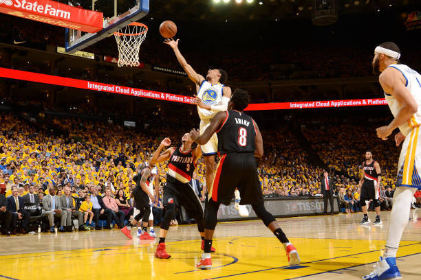 OAKLAND, CA - APRIL 19: Patrick McCaw #0 of the Golden State Warriors shoots a lay up during the game against the Portland Trail Blazers during Game Two of the Western Conference Quarterfinals during the 2017 NBA Playoffs on April 19, 2017 at ORACLE Arena