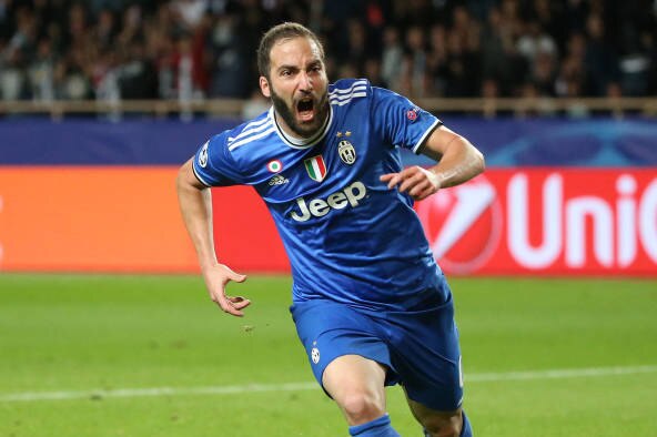 MONACO, MONACO - MAY 3: Gonzalo Higuain of Juventus celebrates his goal during the UEFA Champions League semi final first leg match between AS Monaco and Juventus Turin at Stade Louis II on May 3, 2017 in Monaco, Monaco. (Photo by Jean Catuffe/Getty Image