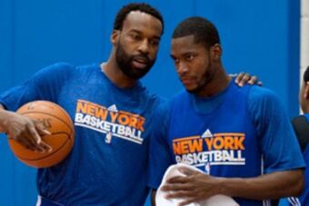 Knicks-sign-baron-davis_crop_north