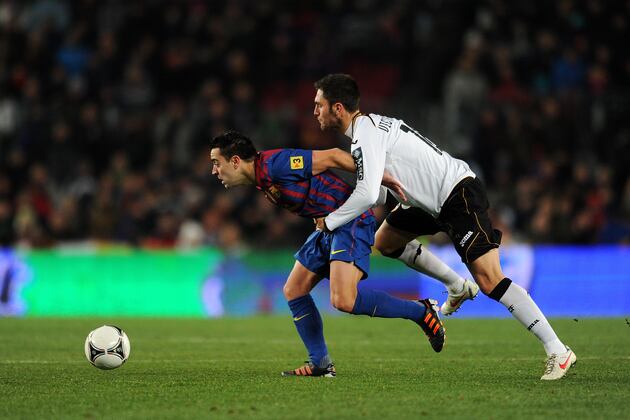 FC Barcelona: Cesc Fabregas and Xavi Propel Barca to Copa Del Rey Finals