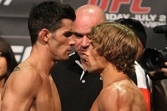 33-dominick-cruz-urijah-faber-ufc-132-weigh_original_crop_north