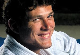 Roger-gracie_crop_north