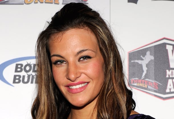 Miesha Tate Thinks Ronda Rousey Is Fake, Will Get Nervous After First Minute