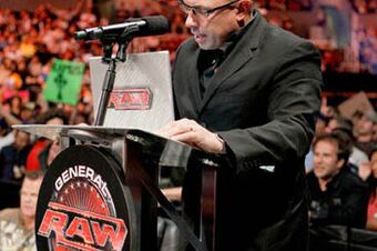 Michael-cole-laptop_display_image_crop_north