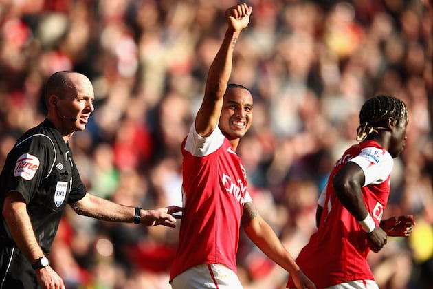 Theo Walcott and Arsenal's Fickle Fans: Reviewing the Spurs Match