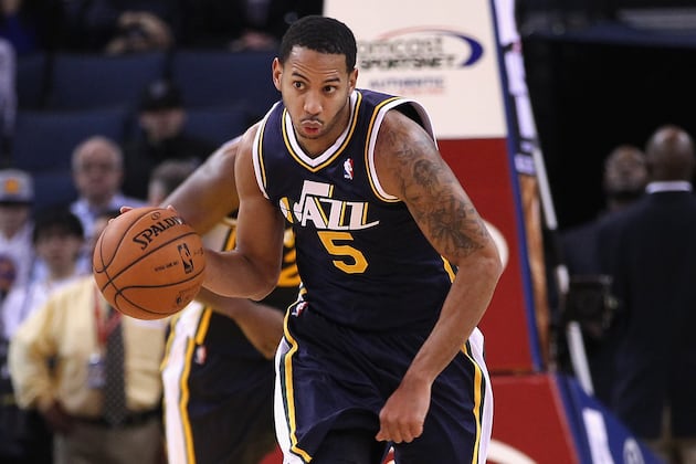 Utah Jazz: Devin Harris Looks Alive Again, Will It Be Enough?
