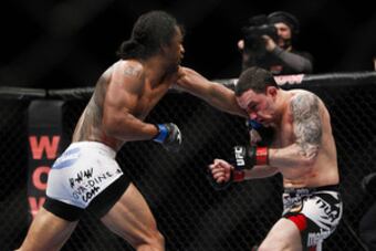 121_frankie_edgar_vs_benson_henderson_gallery_post_large_crop_north