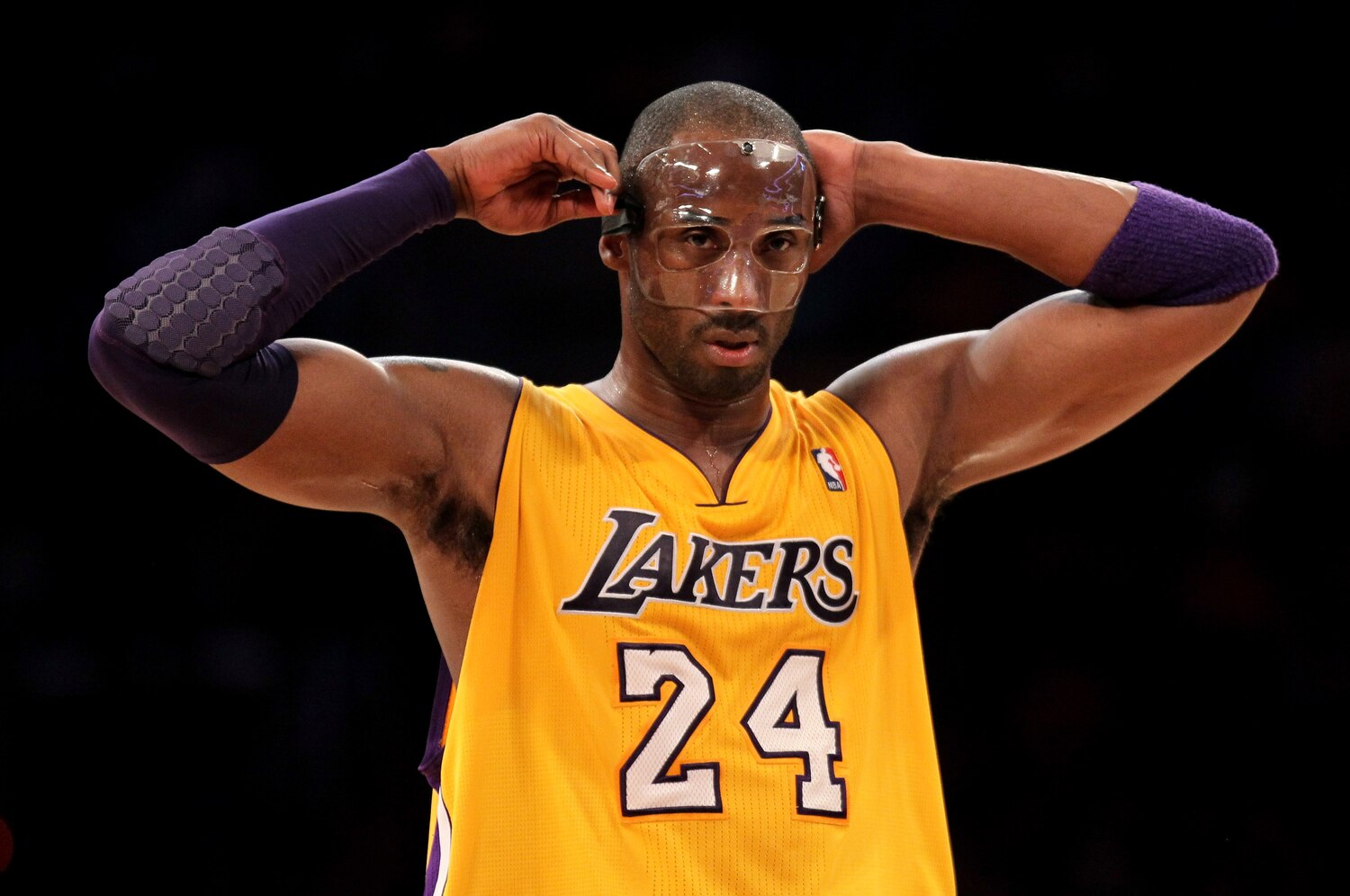Lakers Rumors Kobe to Channel His Inner Dark Knight and Wear Black