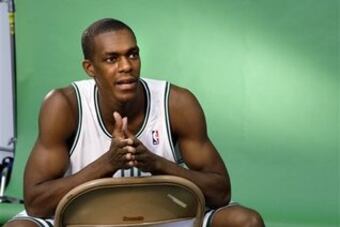 Large_rajon-rondo-media-day_crop_north