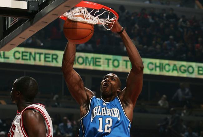 Dwight Howard was able to convert an easy dunk.