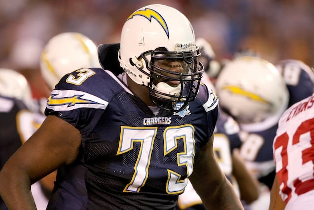 NFL Free Agency: Should the Chicago Bears Have Interest in Marcus McNeill?