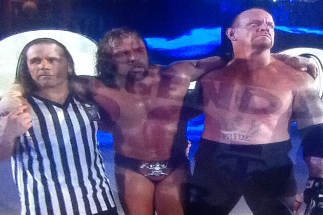 WWE: WrestleMania 28 Undertaker vs. HHH, Battle of Legends and Emotions