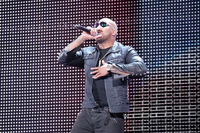 139932129_crop_north