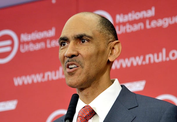 Dungy Visits Gophers
