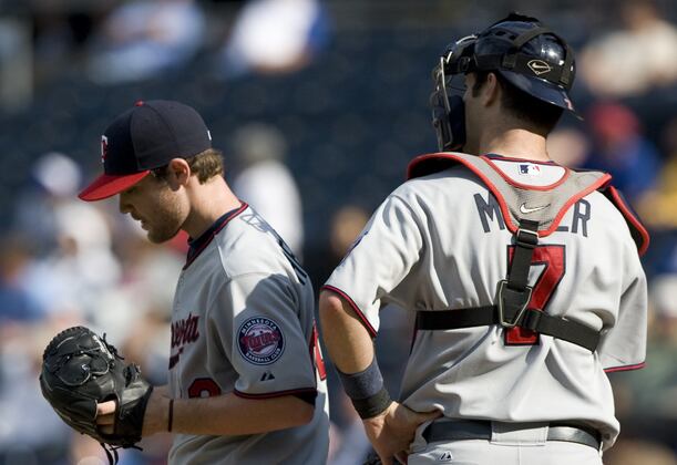 Hendriks Still in Hospital with Food Poisoning