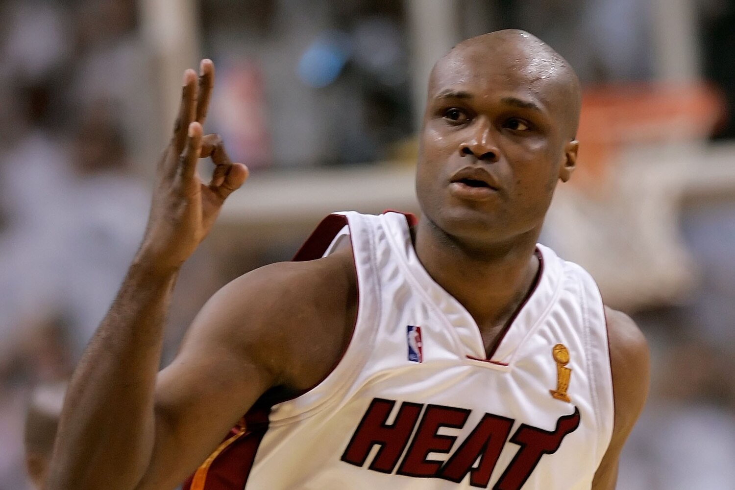 Report Antoine Walker to Announce His Retirement from Basketball