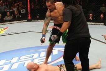 Thiago_silva_ko_jardine_crop_north