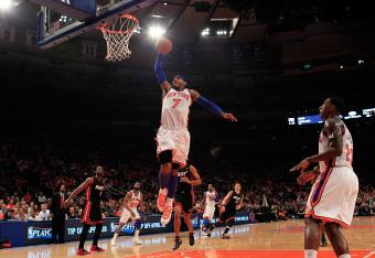 Carmelo continues to shine on offense today.