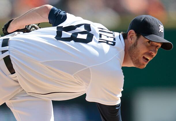 Abdominal Pain Ends Throwing Session by Tigers' Doug Fister