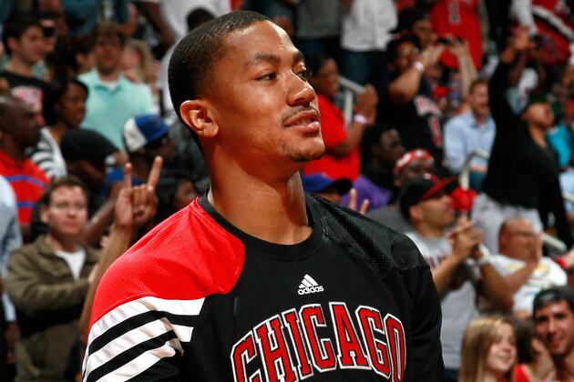 Derrick Rose Doesn't Have to Dominate for Chicago Bulls to Win