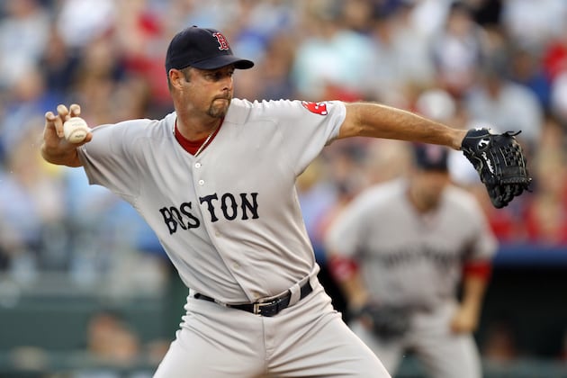 Wakefield and Dickey Toss Opening 'Knuckleball'