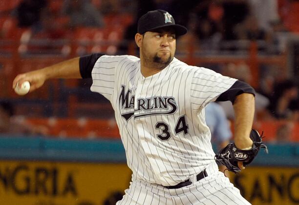 Edward Mujica Sustains Hand Injury for Punchless Marlins